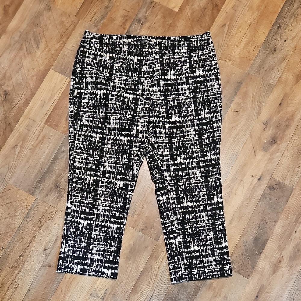 👖Apt. 9 Monochrome Abstract Pants